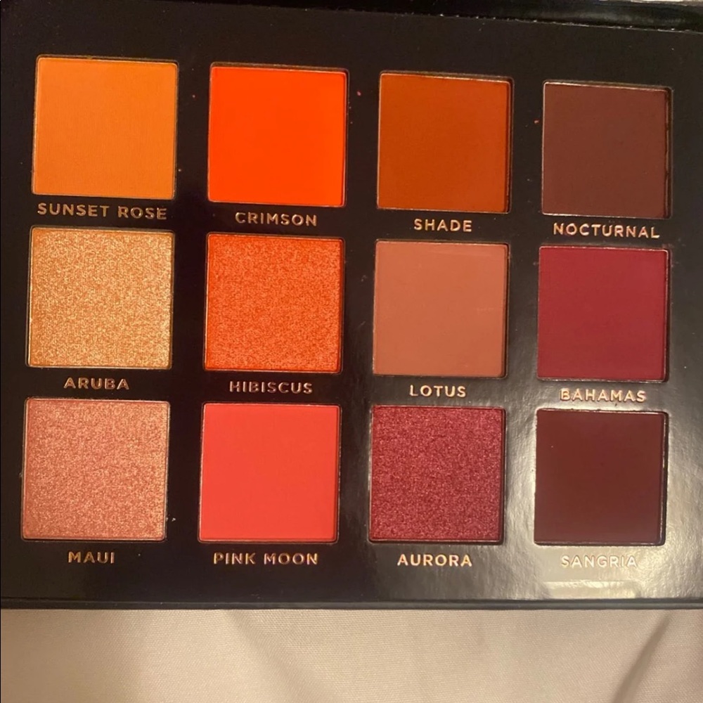 Eyeshadow palette